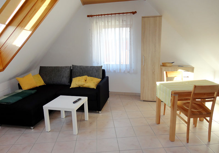 0. 1,5 Zimmer Wohnung in 73734 Esslingen-Berkheim