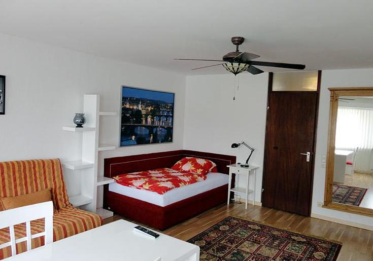 1. 1 Zimmer Wohnung in 70182 Stuttgart-Zentrum