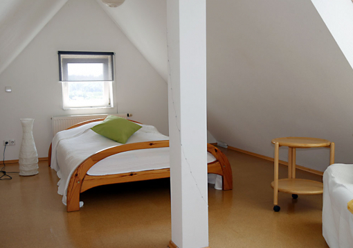 4. 2 Zimmer Wohnung in 73730 Esslingen-Oberesslingen