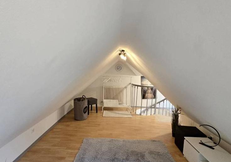 4. 3-room-apartment in 70327 Stuttgart-Wangen