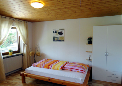 1. 1 Zimmer Wohnung in 73061 Ebersbach-Roßwälden