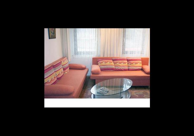 1. 2-room-apartment in 70199 Stuttgart-Zentrum
