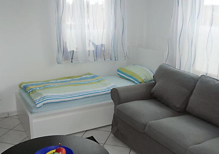 1. 1 Zimmer Wohnung in 73765 Neuhausen