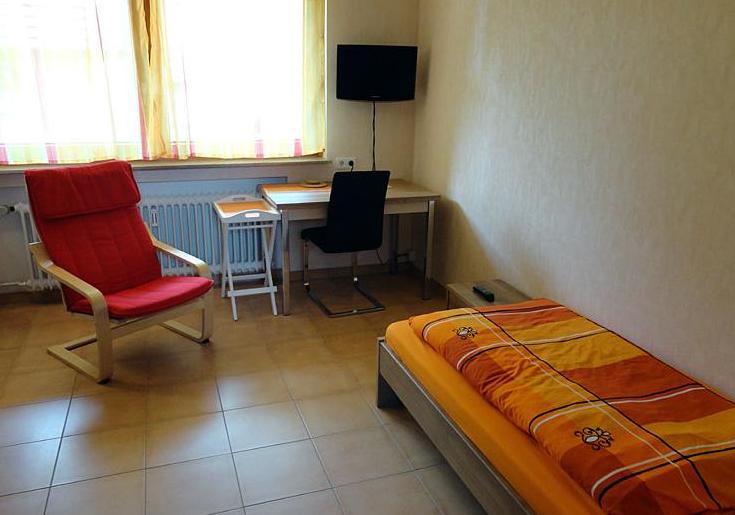 1. Einzelzimmer in 73760 Ostfildern-Nellingen