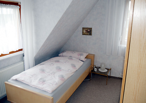 0. single room in 70619 Stuttgart-Heumaden