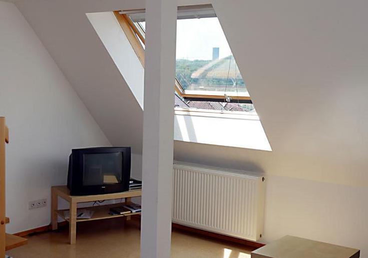 2. 2 Zimmer Wohnung in 73730 Esslingen-Oberesslingen