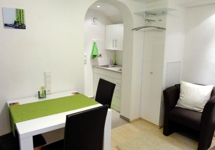 1. 1 Zimmer Wohnung in 73734 Esslingen-Berkheim