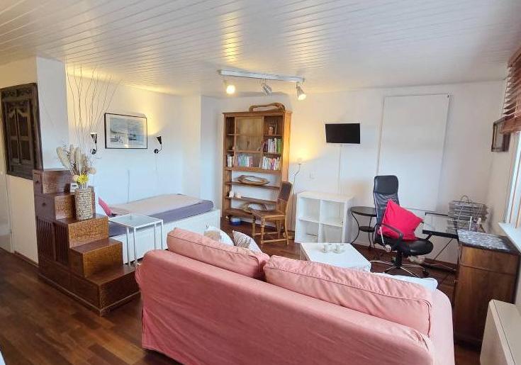 0. 1 Zimmer Wohnung in 72631 Aichtal-Neuenhaus