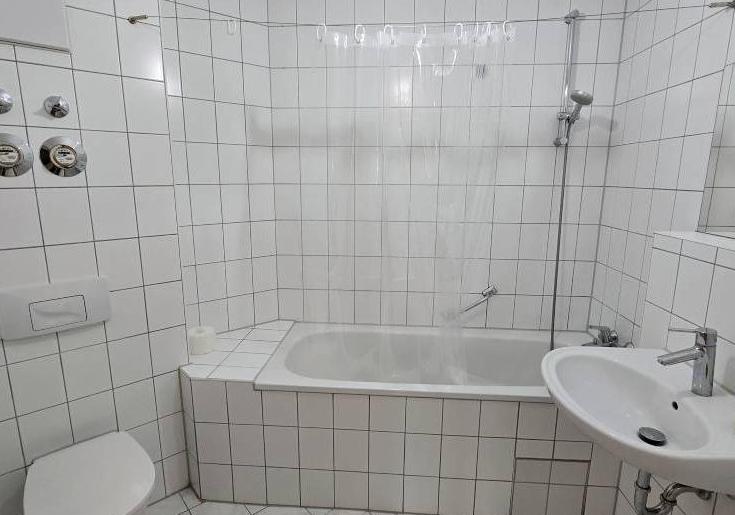 4. 2 Zimmer Wohnung in 72654 Neckartenzlingen