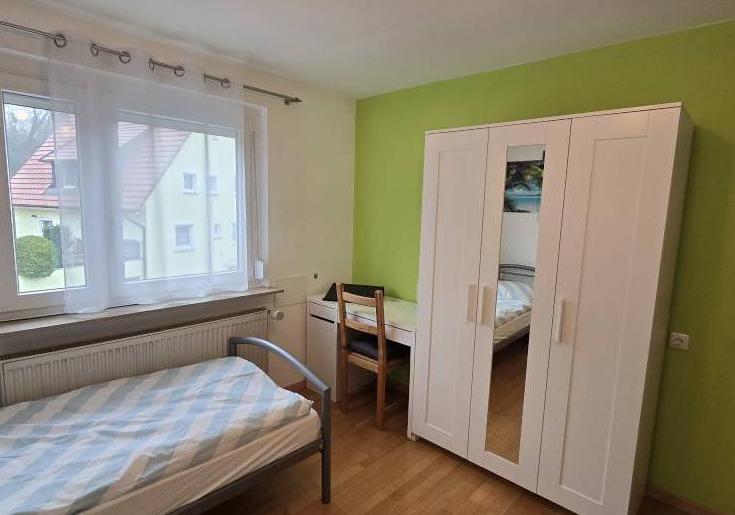 3. 4 Zimmer Wohnung in 73734 Esslingen-Berkheim