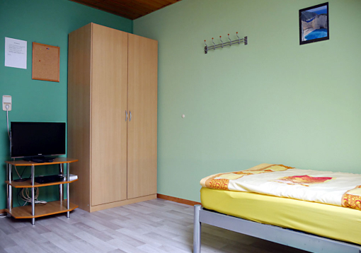 2. single room in 72631 Aichtal-Aich