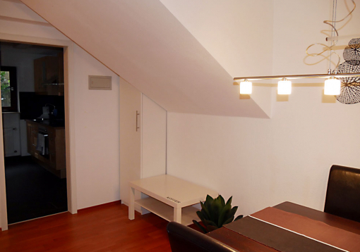 4. 2 Zimmer Wohnung in 70195 Stuttgart-Botnang