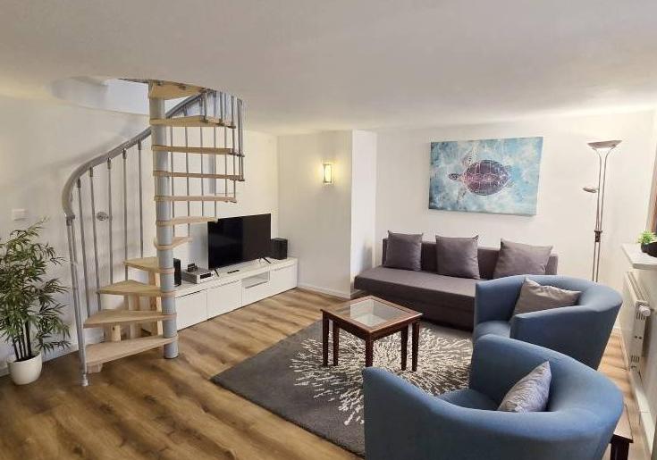 1. 3-room-apartment in 70327 Stuttgart-Wangen