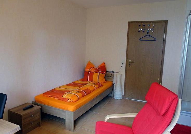 0. Einzelzimmer in 73760 Ostfildern-Nellingen