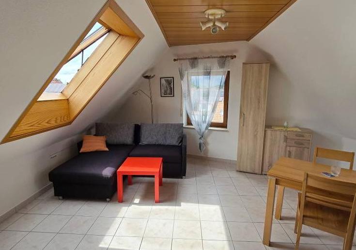 1. 1,5 Zimmer Wohnung in 73734 Esslingen-Berkheim