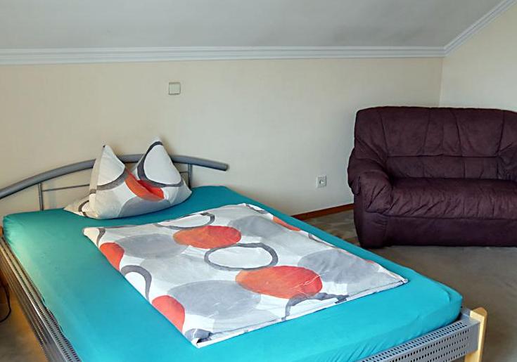 1. Doppelzimmer Gästezimmer in 72631 Aichtal-Aich