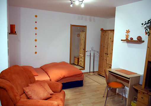 1. 1 Zimmer Wohnung in 73061 Ebersbach-Roßwälden