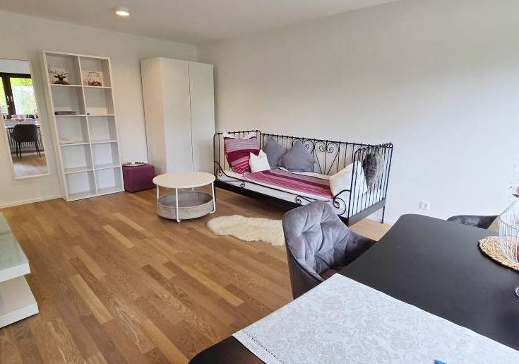 0. 1 Zimmer Wohnung in 73765 Neuhausen