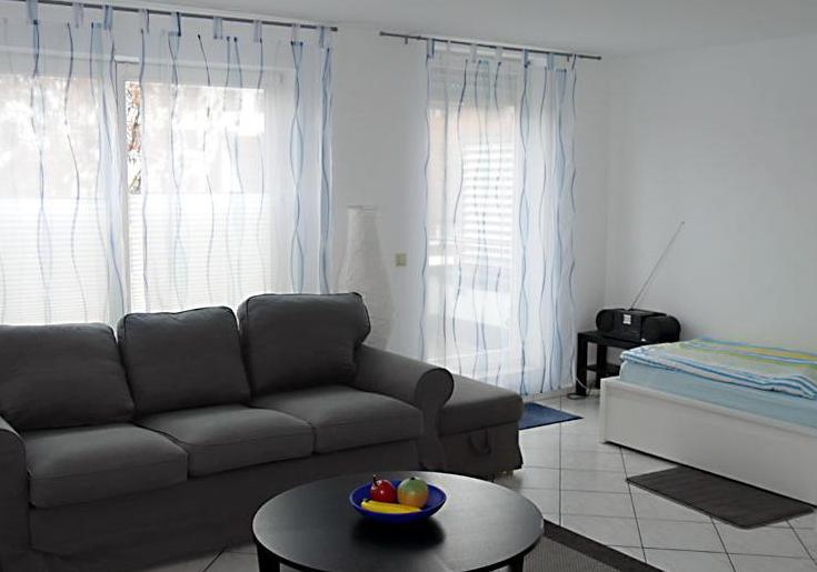 0. 1 Zimmer Wohnung in 73765 Neuhausen